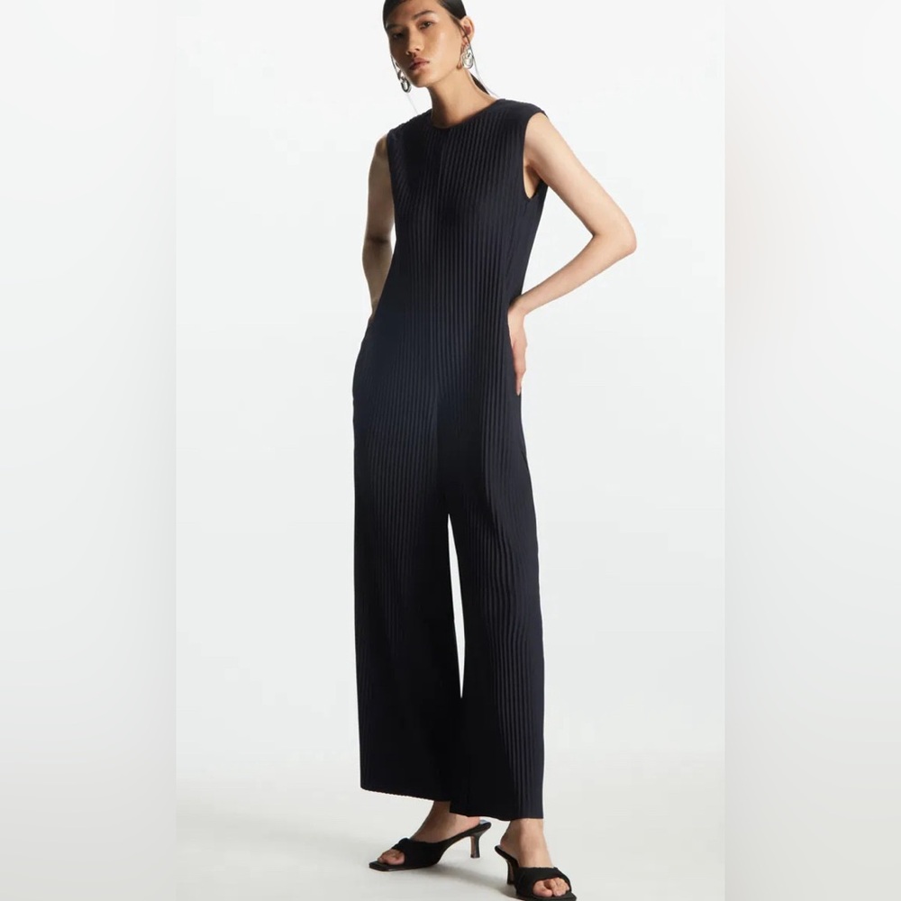 COS ~ Navy Pleated Wide-Leg Jumpsuit | US Med